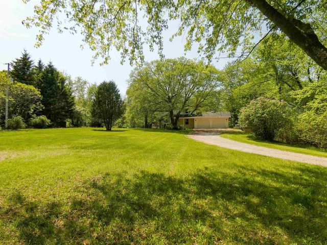 455 BIALOZYNSKI ROAD, Pulaski, WI 54162