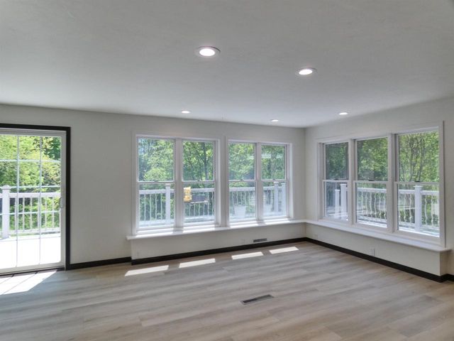455 BIALOZYNSKI ROAD, Pulaski, WI 54162