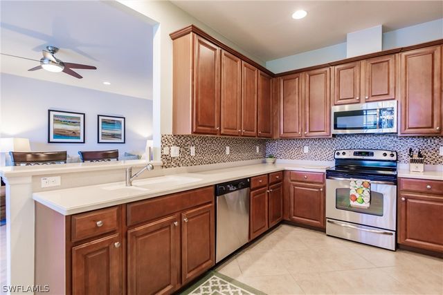 16571 Goldenrod LN 102, Alva, FL 33920