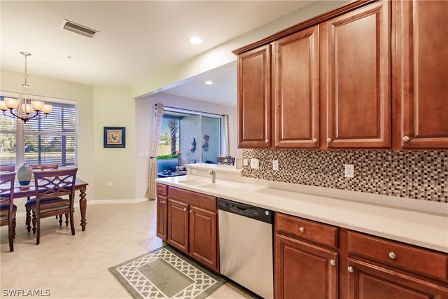 16571 Goldenrod LN 102, Alva, FL 33920