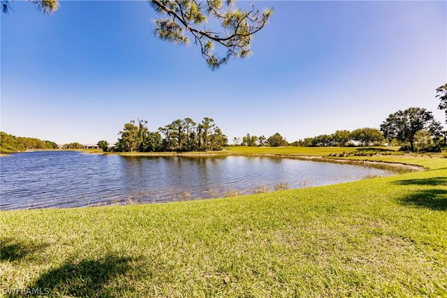 16571 Goldenrod LN 102, Alva, FL 33920