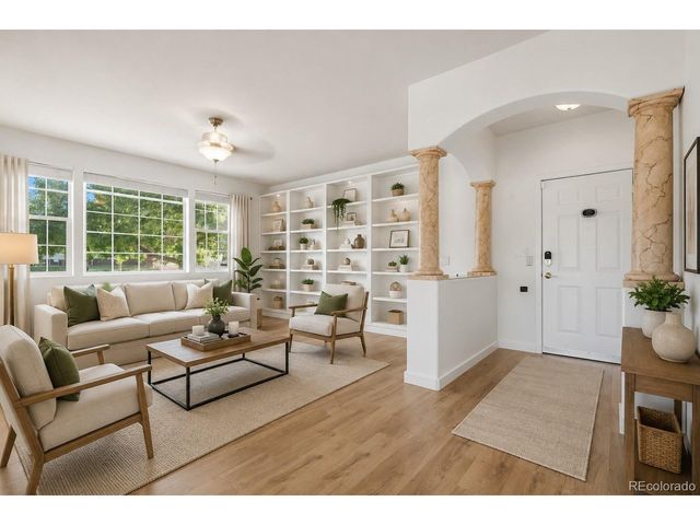 8948 Fox Dr 4-104, Denver, CO 80260