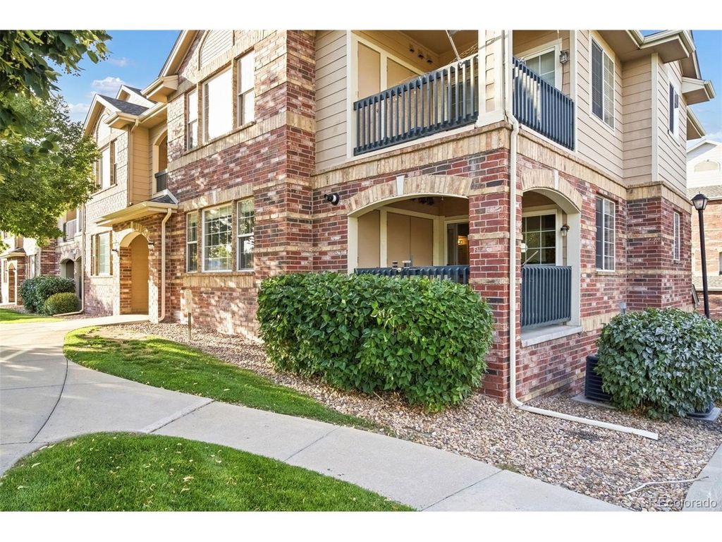 8948 Fox Dr 4-104, Denver, CO 80260