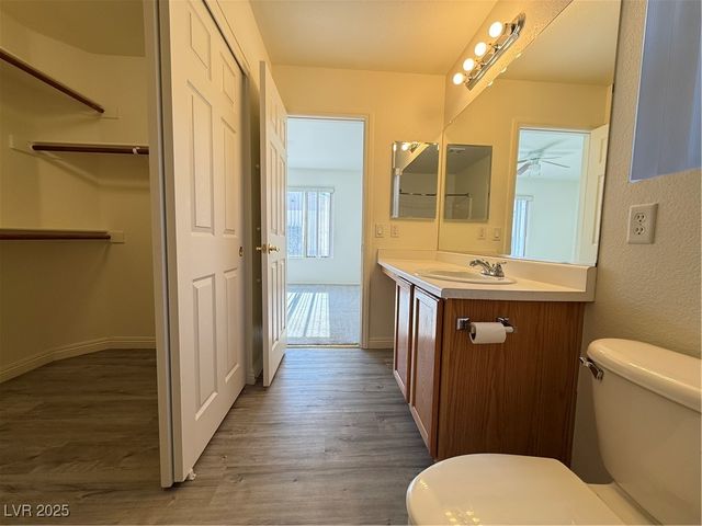 9645 Bandera Creek Avenue, Las Vegas, NV 89148