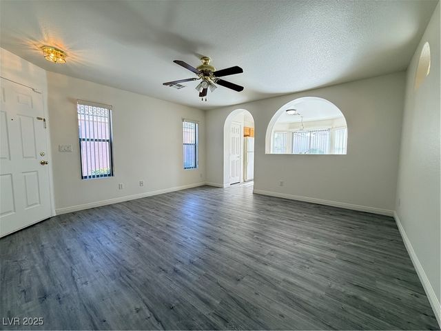 9645 Bandera Creek Avenue, Las Vegas, NV 89148