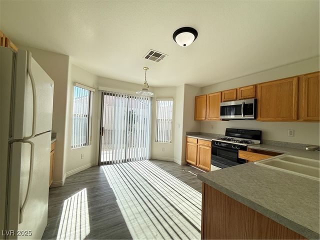 9645 Bandera Creek Avenue, Las Vegas, NV 89148