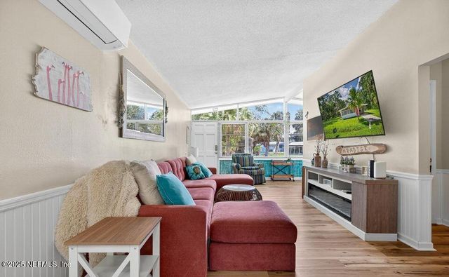 119 LUDWIG Avenue, Crescent City, FL 32112