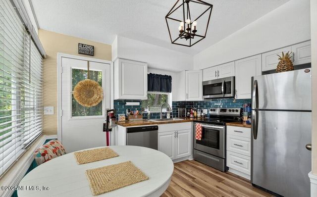 119 LUDWIG Avenue, Crescent City, FL 32112