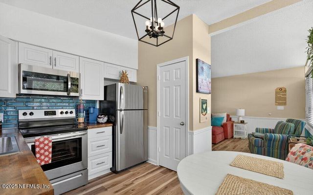 119 LUDWIG Avenue, Crescent City, FL 32112