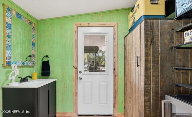 119 LUDWIG Avenue, Crescent City, FL 32112