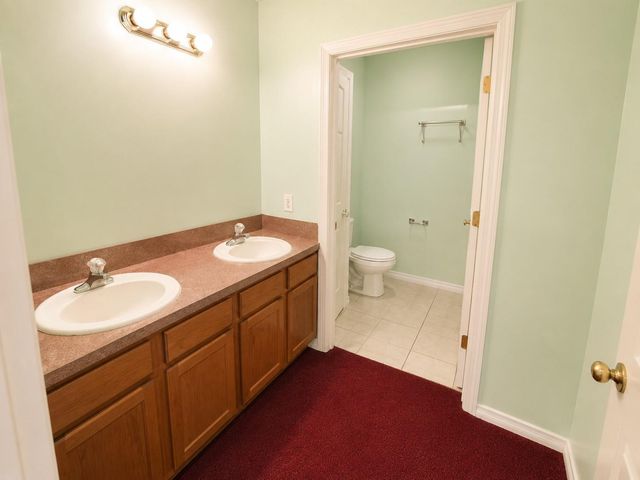1801 Coe Road, Pinehurst, TX 77362
