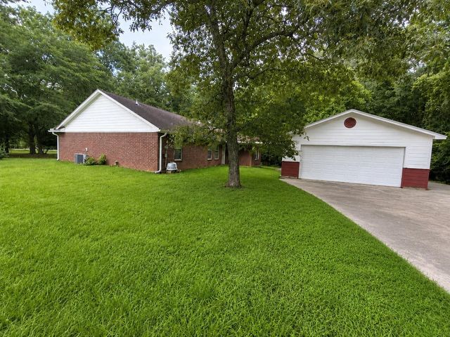 1801 Coe Road, Pinehurst, TX 77362