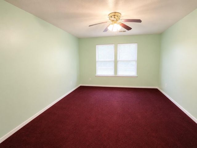 1801 Coe Road, Pinehurst, TX 77362