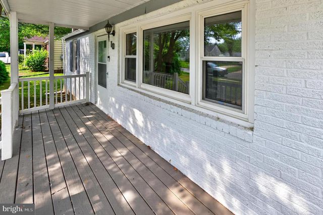 10 BERGEN AVE, Voorhees, NJ 08043