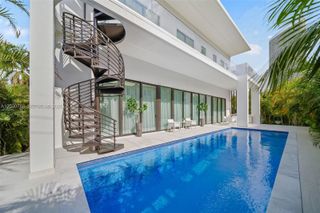 278 190th St, Sunny Isles Beach, FL 33160