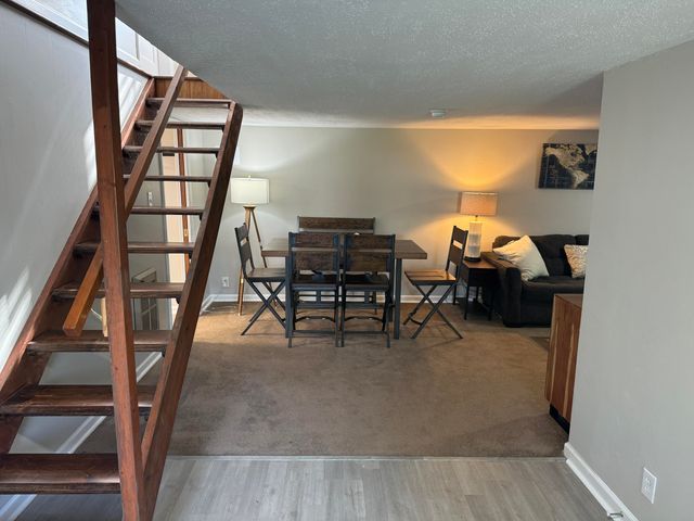 1811 Fareham RD, Roanoke, VA 24015