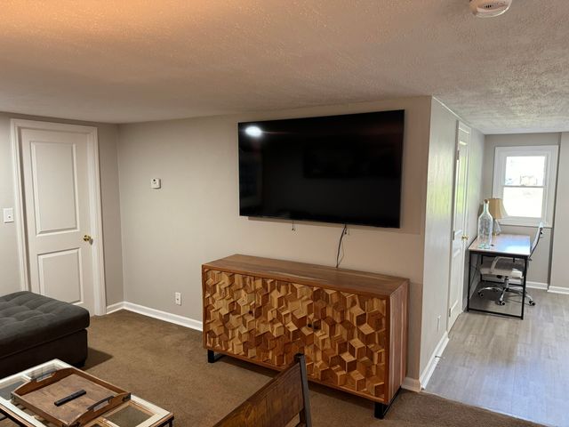 1811 Fareham RD, Roanoke, VA 24015