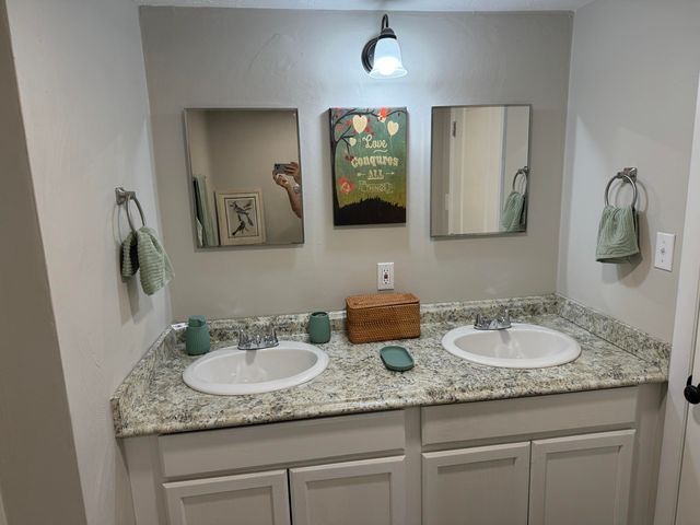 1811 Fareham RD, Roanoke, VA 24015