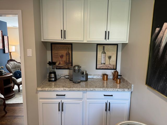 1811 Fareham RD, Roanoke, VA 24015