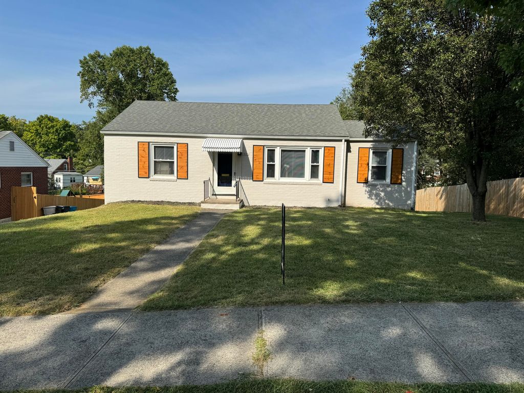 1811 Fareham RD, Roanoke, VA 24015