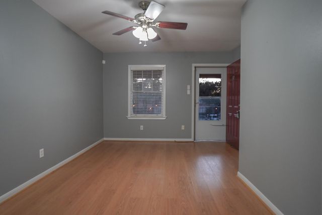 5216 Arboles Drive 10, Houston, TX 77035