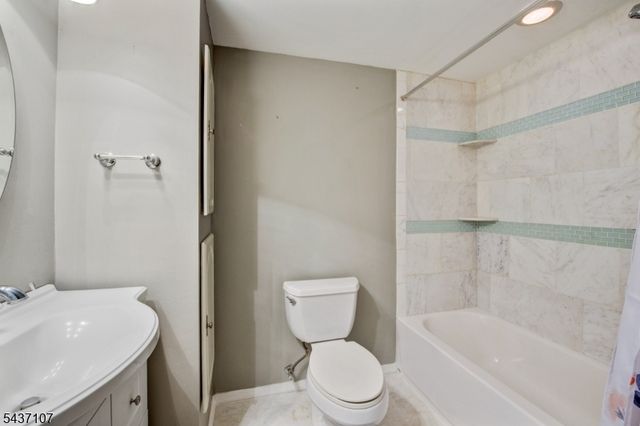181 E Pleasant Grove Rd, Jackson Twp., NJ 08527