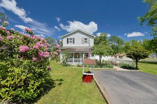 18 Sunset Trail, Pine Bush, NY 12566