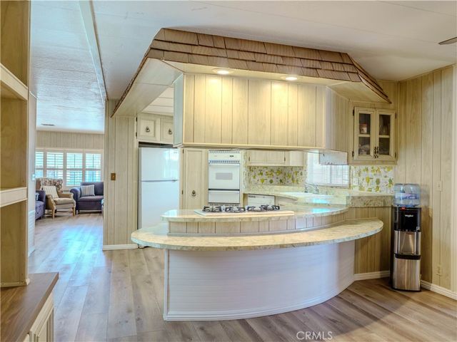 554 Castille, Hemet, CA 92543