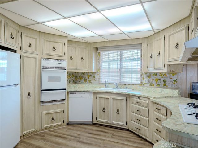 554 Castille, Hemet, CA 92543