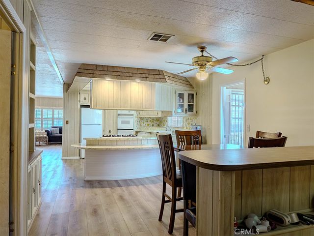 554 Castille, Hemet, CA 92543