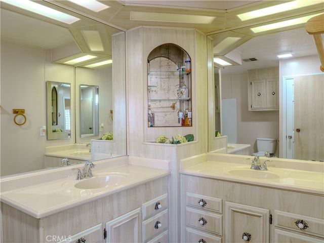 554 Castille, Hemet, CA 92543