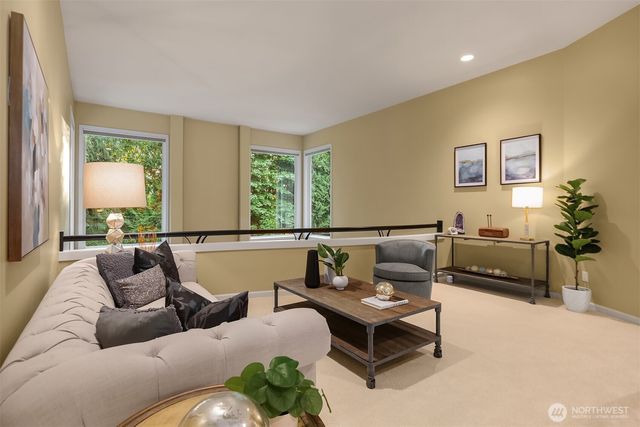 16915 226th Avenue NE, Woodinville, WA 98077