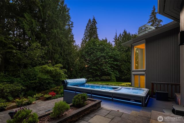 16915 226th Avenue NE, Woodinville, WA 98077