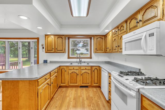 1809 W 900 N, Wheatfield, IN 46392
