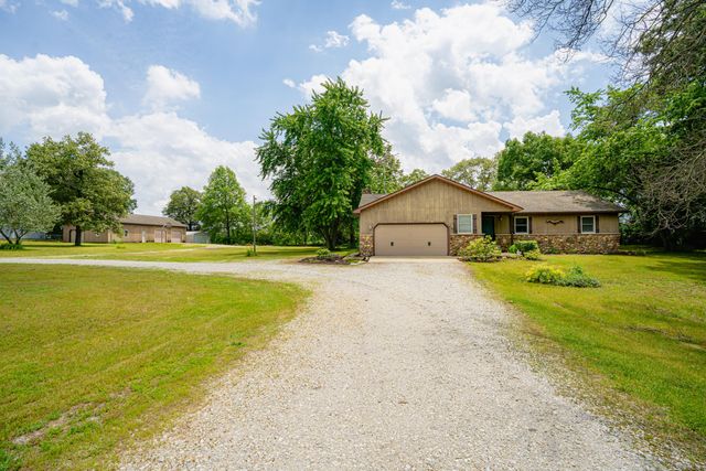 1809 W 900 N, Wheatfield, IN 46392