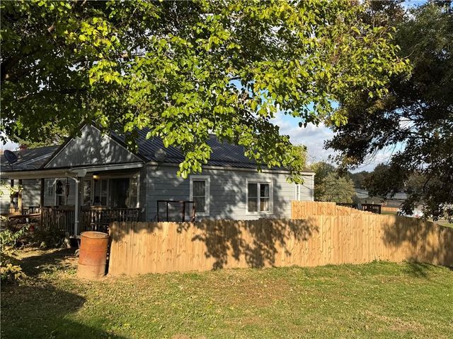 308 South 27th Street, Lexington, MO 64067