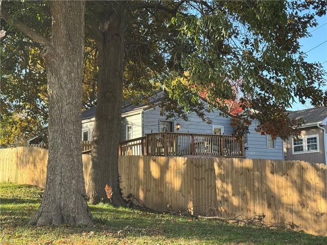 308 South 27th Street, Lexington, MO 64067