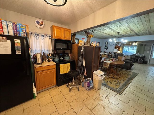 308 South 27th Street, Lexington, MO 64067