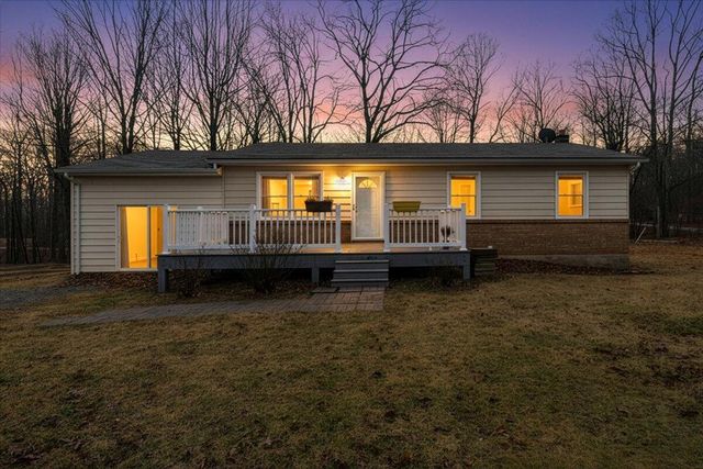 5146 Keffer RD, Catawba, VA 24070