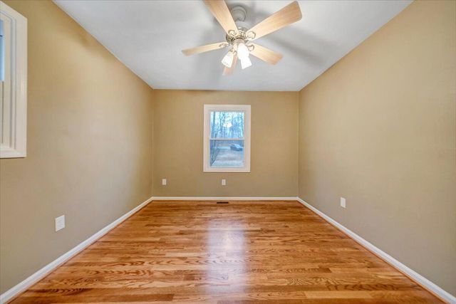 5146 Keffer RD, Catawba, VA 24070