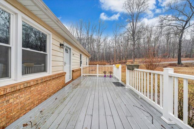 5146 Keffer RD, Catawba, VA 24070