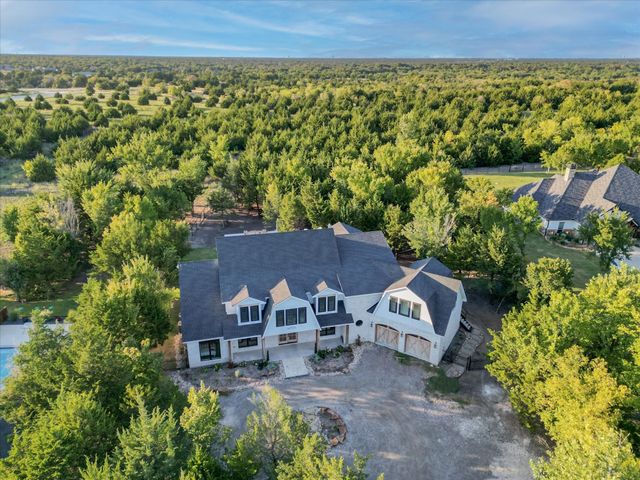 371 S Ring Road, Waxahachie, TX 75165