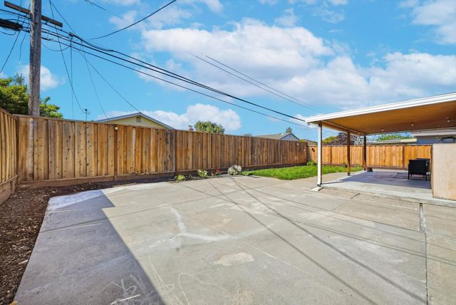 5083 Trenary Way, San Jose, CA 95118