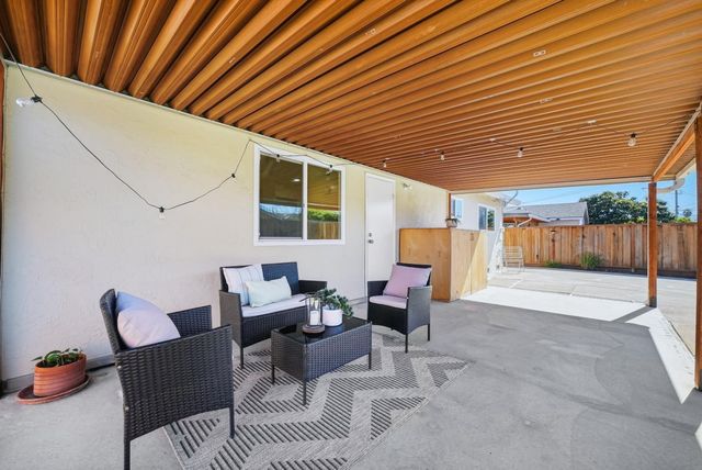 5083 Trenary Way, San Jose, CA 95118