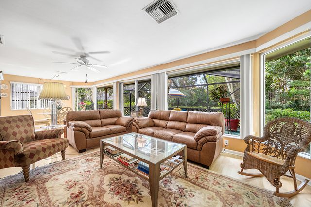 446 Pine Villa Drive, Atlantis, FL 33462