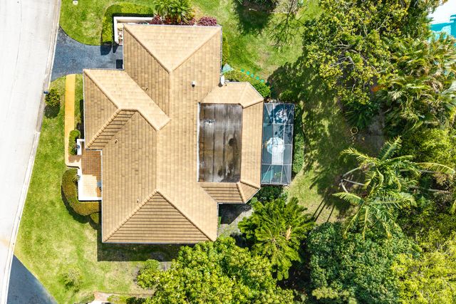 446 Pine Villa Drive, Atlantis, FL 33462