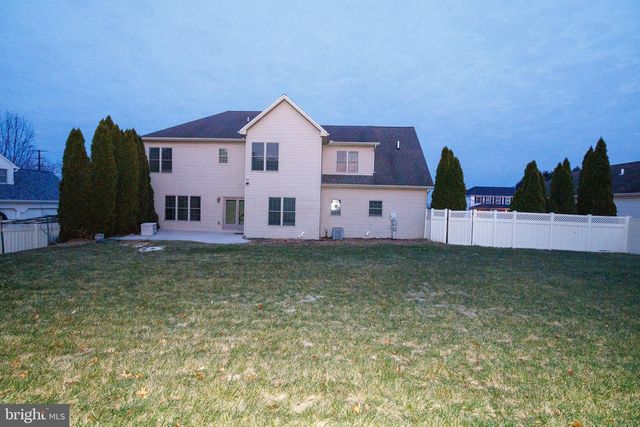 1107 KENT DRIVE DR, Mechanicsburg, PA 17050