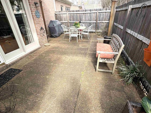 1730 GOSNOLD BLUFF RD, Collierville, TN 38017