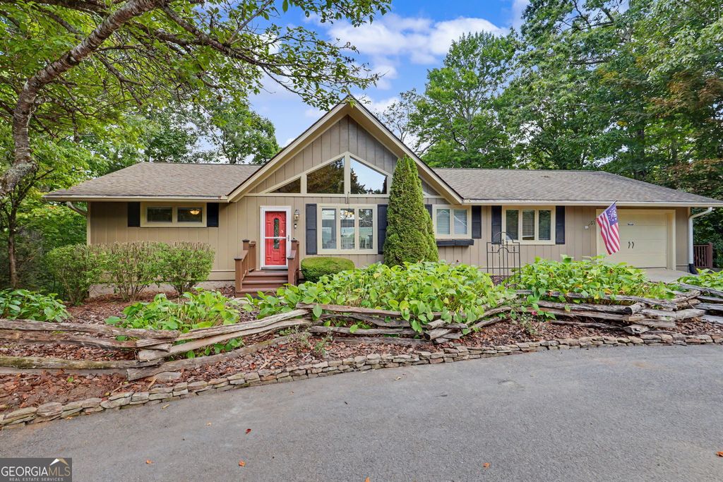 81 Mcclure Lane 73, Sky Valley, GA 30537