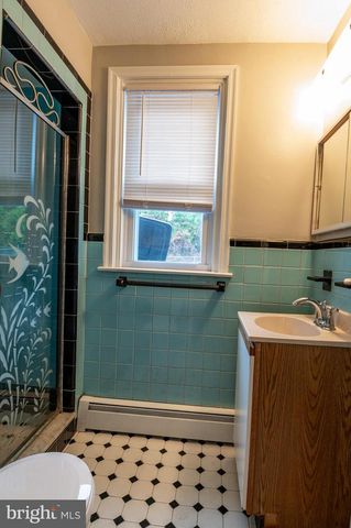 1569 COUNTY LINE RD, Bryn Mawr, PA 19010